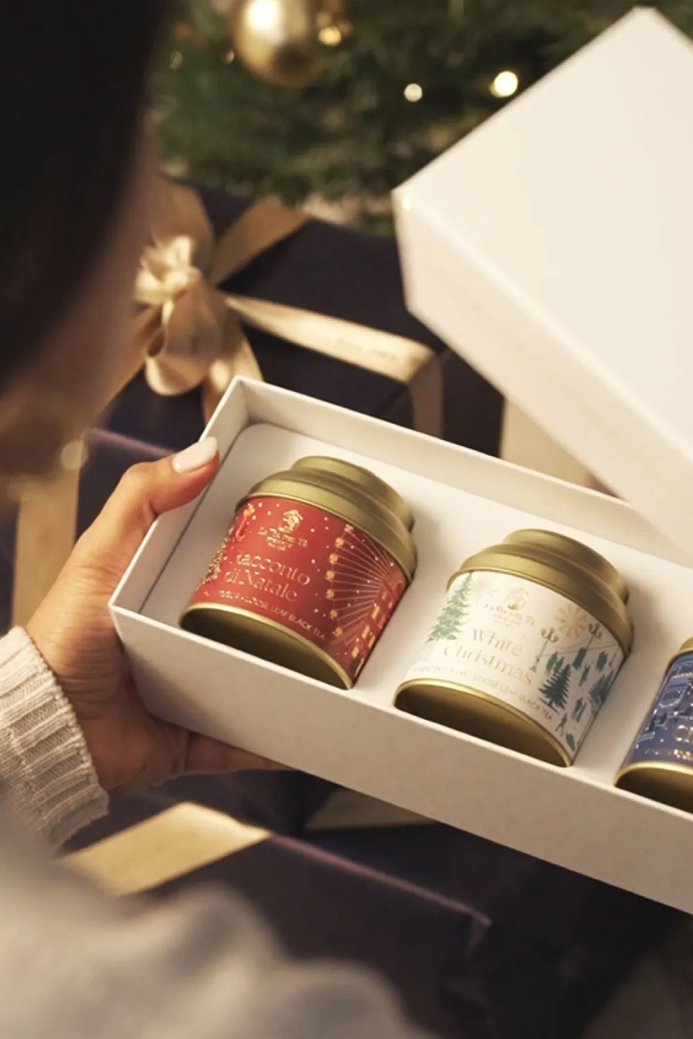 Christmas tea gift box – 3 tins