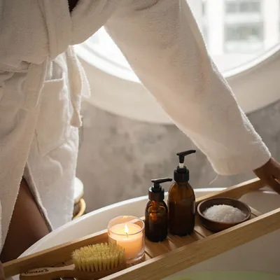 Angolo benessere with lavabo.