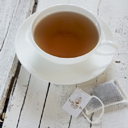 Earl Grey Imperiale Filtri da 20 Miscela di tè nero al bergamotto Astuccio da 20 filtri in cotone. Filtro in Cotone + Controbustina trasparente, interamente BIODEGRADABILI I Profumi del Tè La Via del Tè